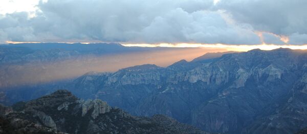 墨西哥 - 俄羅斯衛星通訊社