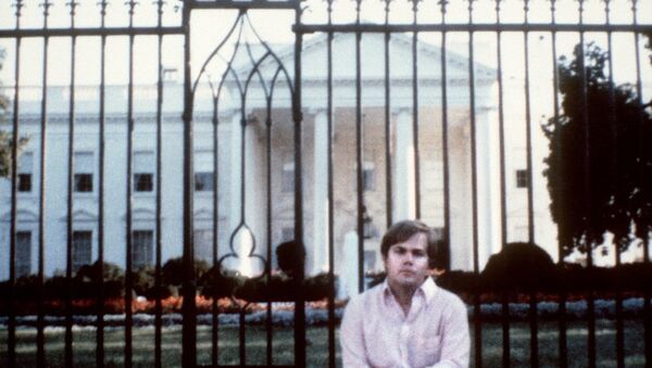 35年前行刺里根總統的美國男子將從精神病院出院 - 俄羅斯衛星通訊社