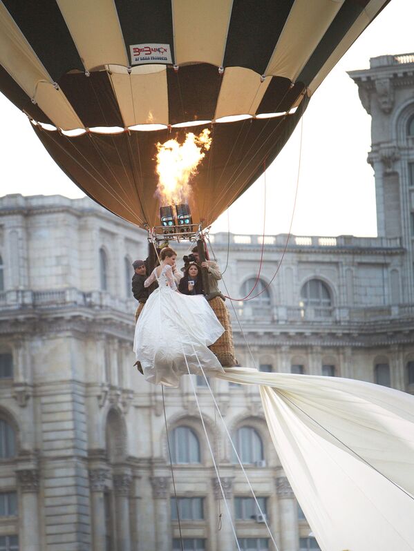 最不寻常的婚礼 - 俄罗斯卫星通讯社