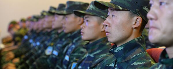 中国武警突击队抵达新西伯利亚与俄国民警卫队进行联合演习 中国武警突击队抵达新西伯利亚与俄国民警卫队进行联合演习 - 俄罗斯卫星通讯社