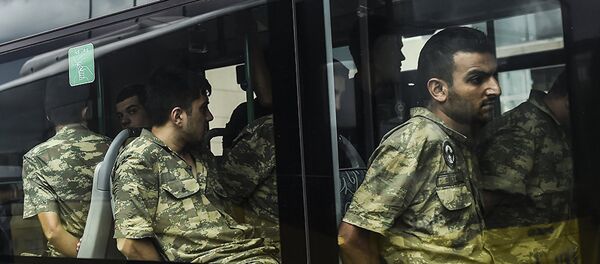 土耳其法院釋放758名在調查政變未遂案期間被扣的軍人 - 俄羅斯衛星通訊社