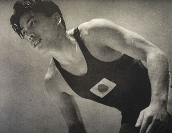 日本一位日本游泳选手遊佐正憲。他于1936年夏季奥林匹克运动会中夺得4×200米自由泳接力金牌。 - 俄罗斯卫星通讯社