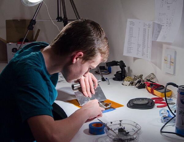 美國青年凱·克洛普弗 - 俄羅斯衛星通訊社