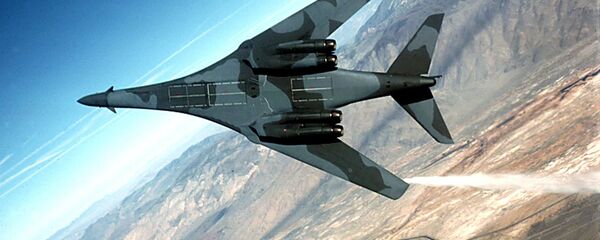 Американский бомбардировщик B-1B Lancer Американский бомбардировщик B-1B Lancer - 俄罗斯卫星通讯社