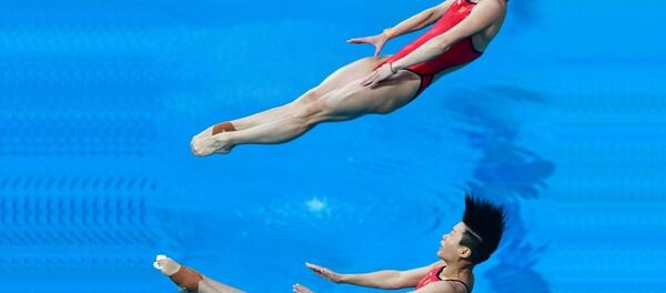 施廷懋和吴敏霞 - 俄罗斯卫星通讯社