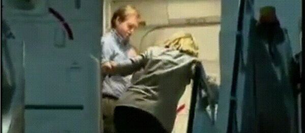 希拉里·克林顿在“9·11”纪念活动中感觉不适 - 俄罗斯卫星通讯社