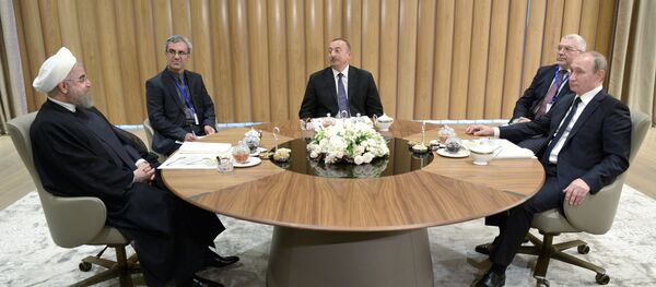 俄罗斯总统普京、阿塞拜疆总统阿利耶夫和伊朗总统鲁哈尼 - 俄罗斯卫星通讯社