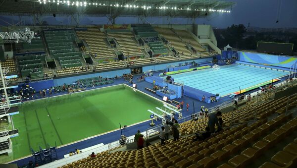里约奥运泳池一天变绿 - 俄罗斯卫星通讯社