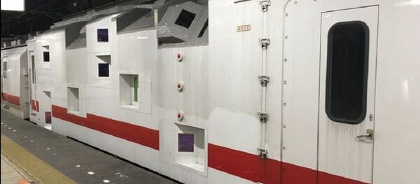 日本人對“星球大戰”風格的奇怪火車感到震驚 - 俄羅斯衛星通訊社