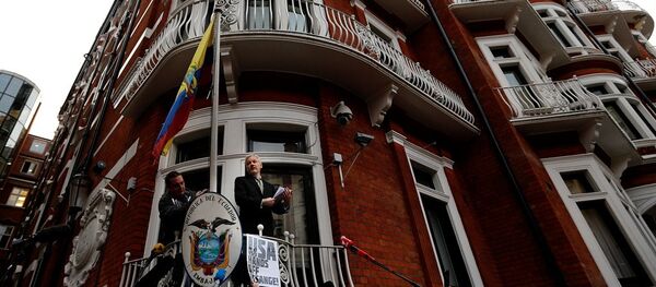 检察院称,厄瓜多尔同意在本国驻英国大使馆讯问阿桑奇 检察院称,厄瓜多尔同意在本国驻英国大使馆讯问阿桑奇 - 俄罗斯卫星通讯社