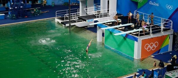 里约奥组委解释奥运泳池变绿原因 - 俄罗斯卫星通讯社