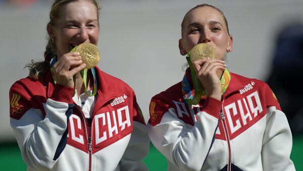 俄罗斯女将玛卡洛娃和韦斯尼娜赢得奥运会网球双打金牌 - 俄罗斯卫星通讯社