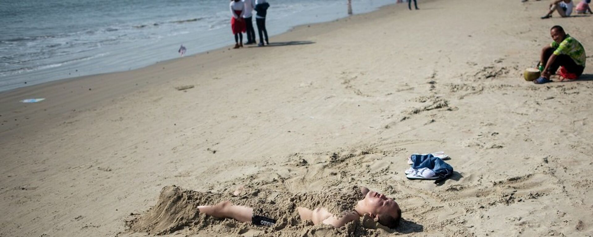 俄旅游运营商协会：俄游客赴海南度假需求在免签政策实施后增加76% - 俄罗斯卫星通讯社, 1920, 05.12.2025