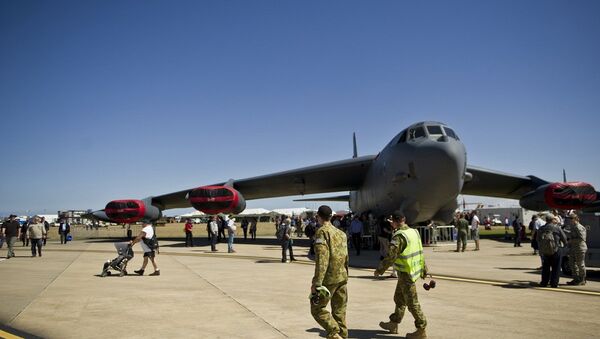 美國B-52轟炸機抵達卡塔爾空軍基地 - 俄羅斯衛星通訊社