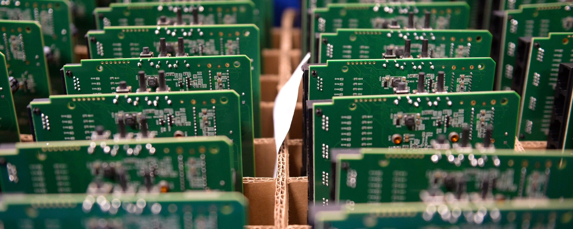 中國媒體：美操弄專利審查規則破壞全球知識產權保護體系 - 俄羅斯衛星通訊社, 1920, 02.12.2025