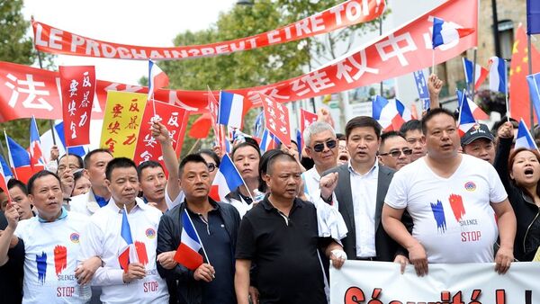 华人将在巴黎共和国广场举行示威游行 - 俄罗斯卫星通讯社