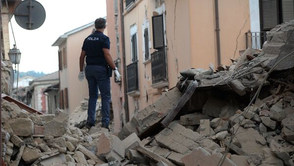 意大利阿库莫利市长：一半城市被毁 市民被埋 - 俄罗斯卫星通讯社