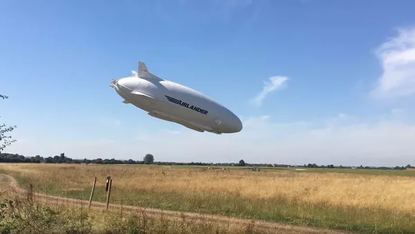 全球最大飛機airlander-10失事 - 俄羅斯衛星通訊社