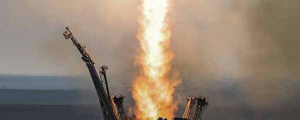 Пуск ракеты-носителя Союз-ФГ с транспортным пилотируемым кораблем Союз МС с космодрома Байконур - 俄罗斯卫星通讯社