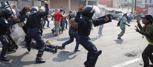 洪都拉斯政府暫停人權憲法保障並實行戒嚴 洪都拉斯政府暫停人權憲法保障並實行戒嚴 - 俄羅斯衛星通訊社