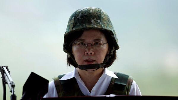 台湾军人进行中国大陆空降兵登岛模拟演习 - 俄罗斯卫星通讯社