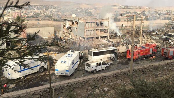 庫爾德斯坦工人黨聲明：吉茲雷恐怖襲擊案造成118名土耳其軍人死亡 - 俄羅斯衛星通訊社