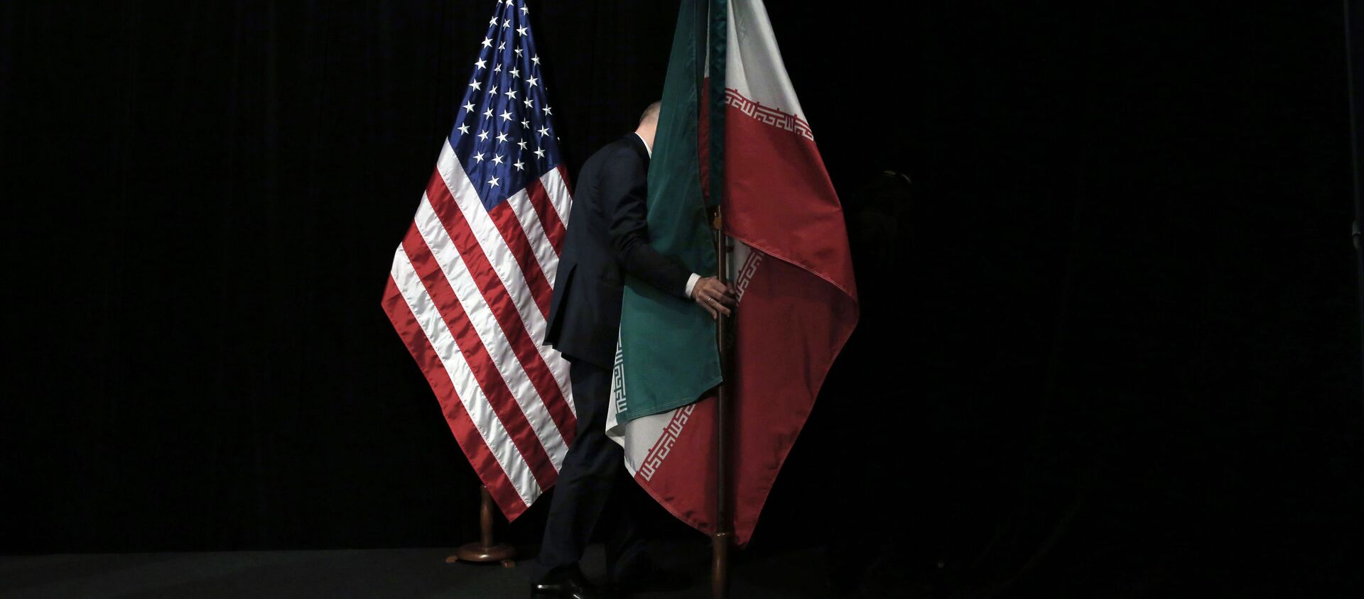 Флаги США и Ирана   - 俄羅斯衛星通訊社, 1920, 18.11.2021