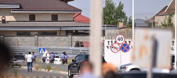 吉尔吉斯斯坦内务部在调查中国使馆附近爆炸车辆驾驶者身份 吉尔吉斯斯坦内务部在调查中国使馆附近爆炸车辆驾驶者身份 - 俄罗斯卫星通讯社