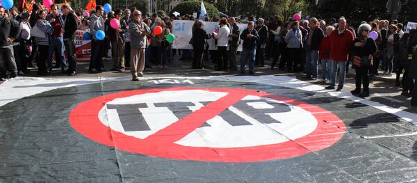 專家：歐盟在TTIP問題上令美國陷入保護主義並“望向”中國 - 俄羅斯衛星通訊社