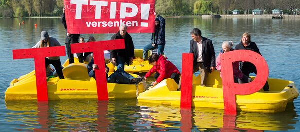 歐美下輪TTIP談判將於10月3日在紐約舉行 歐美下輪TTIP談判將於10月3日在紐約舉行 - 俄羅斯衛星通訊社