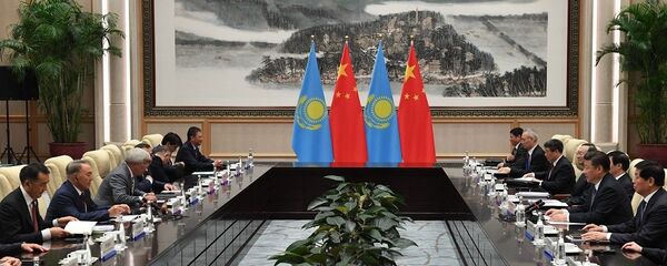 中哈签署多项合作文件 涉及农产品及商务电子等领域 - 俄罗斯卫星通讯社