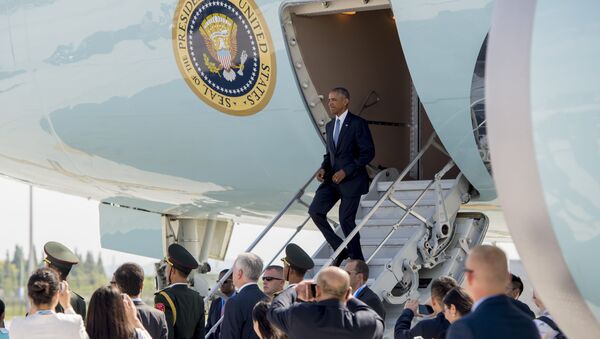 美国总统专机”空军一号”硬着陆: 奧巴马在中国受冷遇 - 俄罗斯卫星通讯社