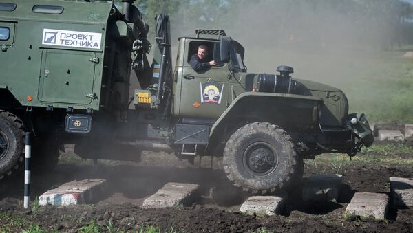 媒體：俄軍測試新型裝甲回收車 - 俄羅斯衛星通訊社