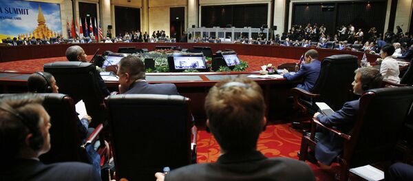 王毅：東亞峰會從來不是介入別國內政的場所 - 俄羅斯衛星通訊社