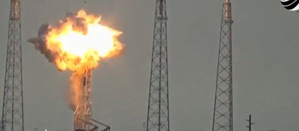 SpaceX公司对测试期火箭发动机爆炸事件展开调查 SpaceX公司对测试期火箭发动机爆炸事件展开调查 - 俄罗斯卫星通讯社