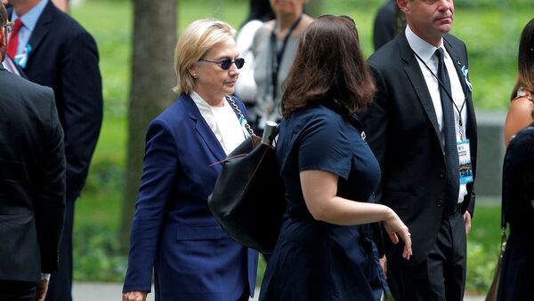 Кандидат в президенты США Хиллари Клинтон на 15ой годовщине теракта 11 сентября в Нью-Йорке - 俄罗斯卫星通讯社