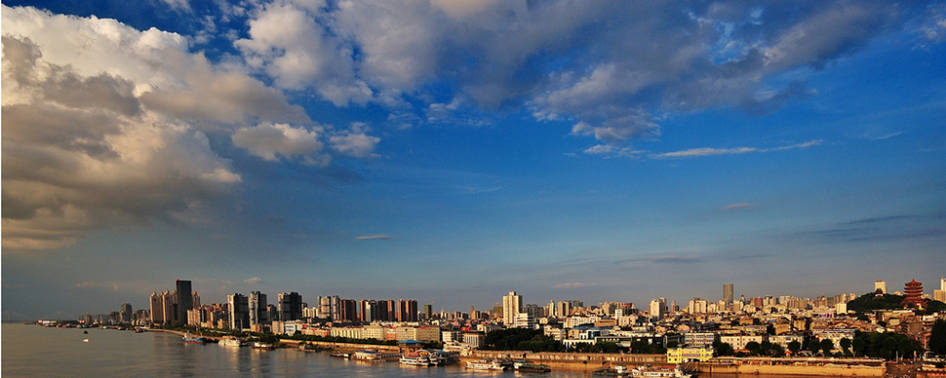 中国位列俄罗斯游客五月假期热门旅游目的地第三名（图为武汉） - 俄罗斯卫星通讯社, 1920, 17.03.2026