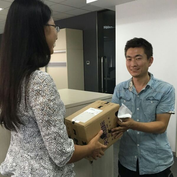 俄羅斯商品三天就能到中國! 俄羅斯商品三天就能到中國! - 俄羅斯衛星通訊社