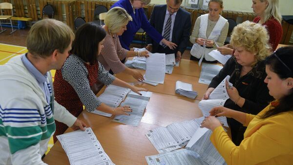 俄中选委：半数投票结果统计结束后统俄党在203个选区领先 得票53.54% - 俄罗斯卫星通讯社