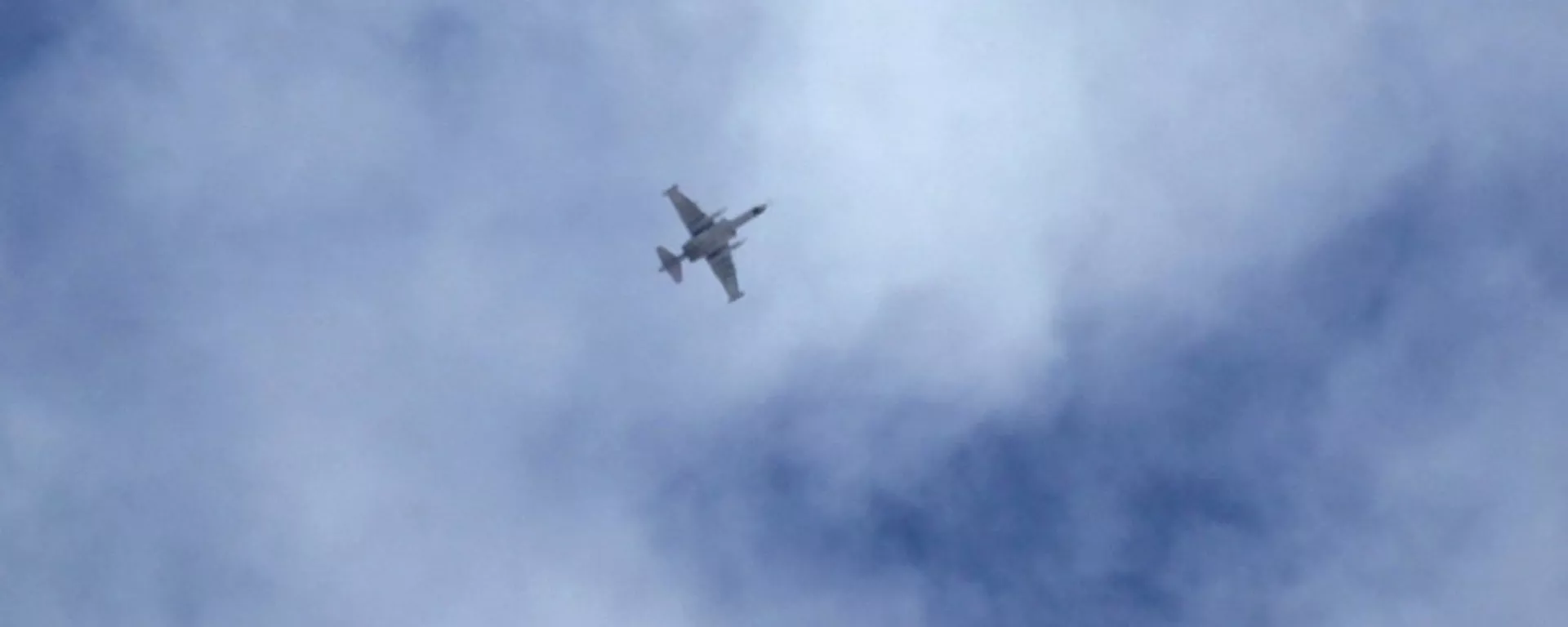 加拿大防長稱中國戰機“危險攔截”加飛機，最近距離不到5米 - 俄羅斯衛星通訊社, 1920, 17.10.2023
