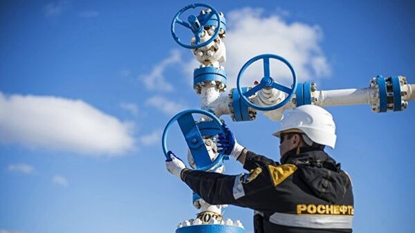 俄石油公司總裁：2023年俄對華天然氣出口將超300億立方米，石油供應比去年同期增加25% - 俄羅斯衛星通訊社