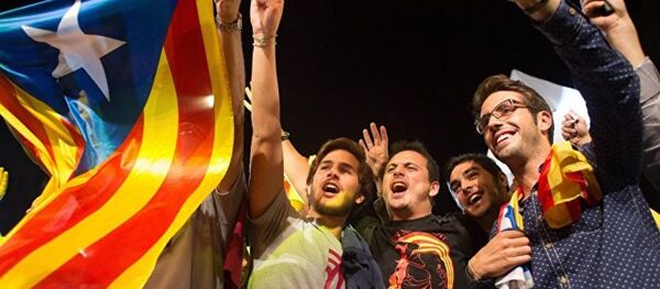 加泰罗尼亚一系列投票站开始独立公投 加泰罗尼亚一系列投票站开始独立公投 - 俄罗斯卫星通讯社