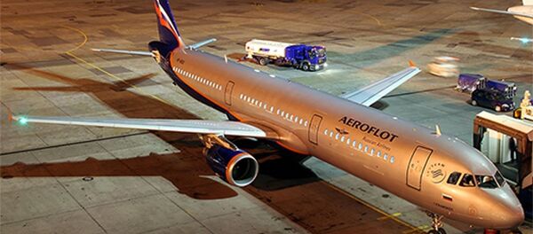 消息人士：一架北京至莫斯科客机因旅客醉酒闹事在克拉斯诺亚尔斯克紧急降落 - 俄罗斯卫星通讯社