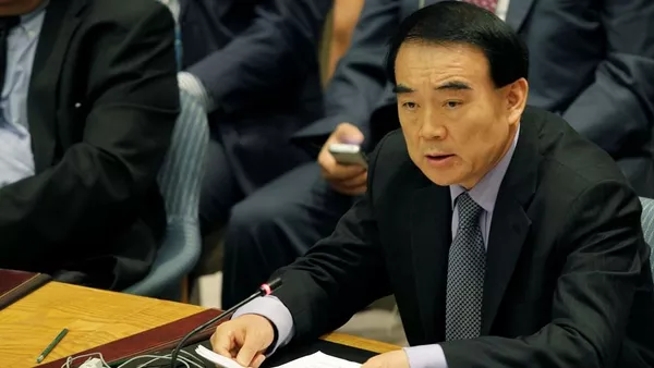 中國外交部副部長李保東 - 俄羅斯衛星通訊社