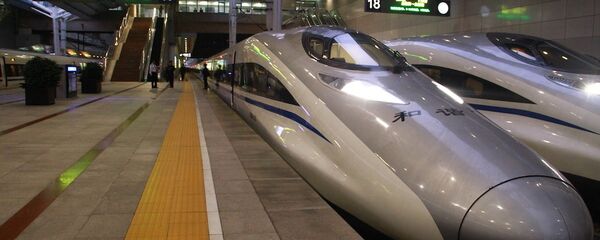 坐着中国高铁走丝绸之路 坐着中国高铁走丝绸之路 - 俄罗斯卫星通讯社