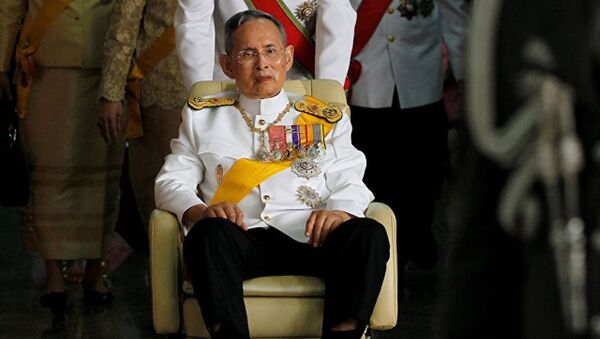 泰国王储将主持已故国王遗体沐浴仪式 - 俄罗斯卫星通讯社