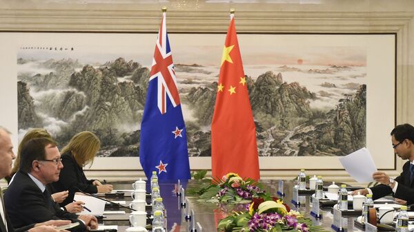 中国与新西兰国旗 资料图 - 俄罗斯卫星通讯社