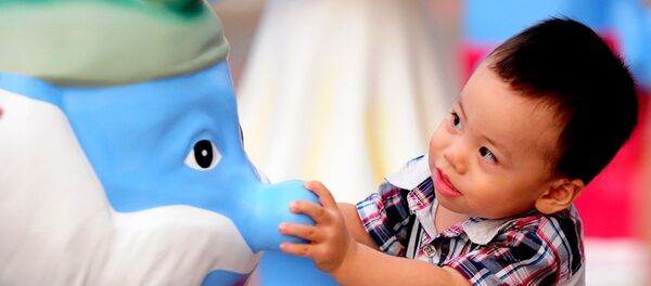 中国地方政府采取各种鼓励生育措施 - 俄罗斯卫星通讯社