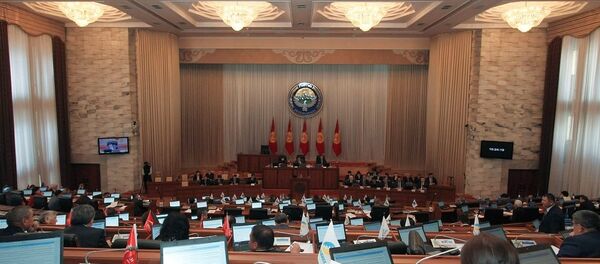 吉国总统签署关于废止与哈援助协议的法律 - 俄罗斯卫星通讯社