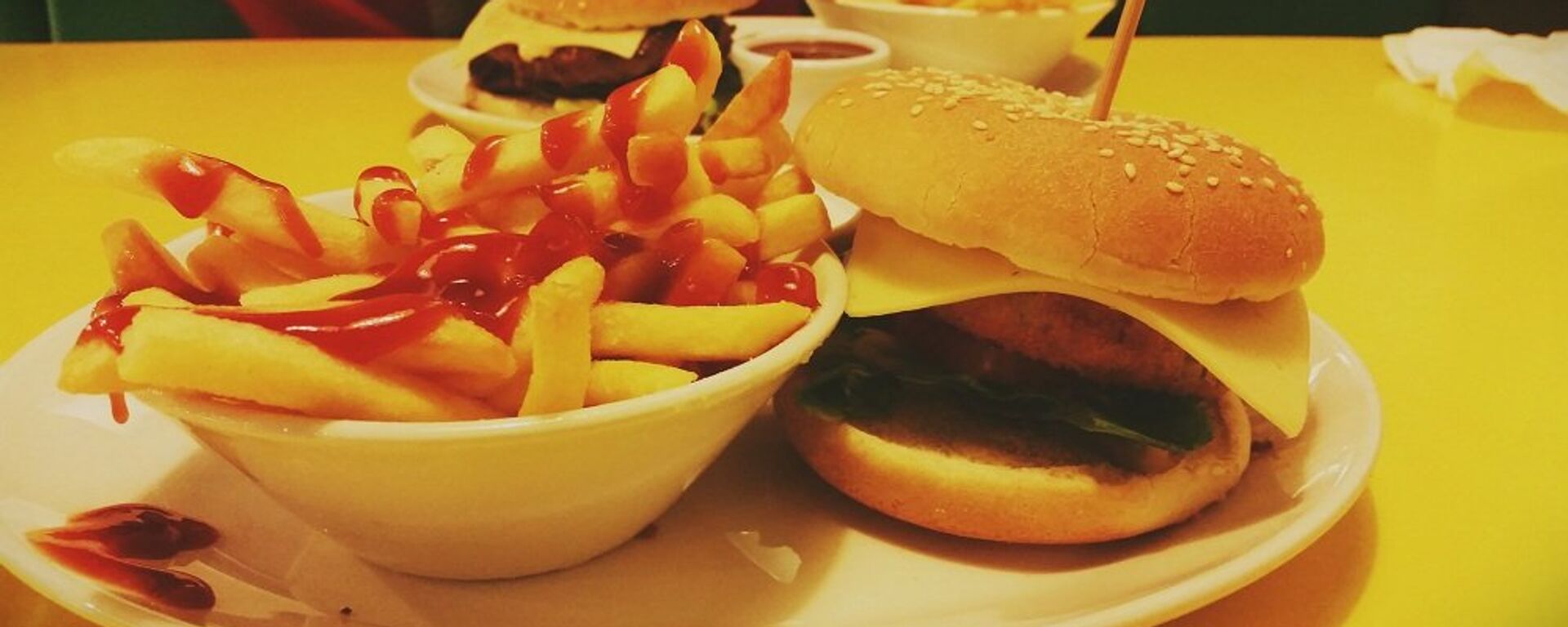 霸权无力战胜肥胖：特朗普披露“惊人”的美国儿童健康数据 - 俄罗斯卫星通讯社, 1920, 23.05.2025